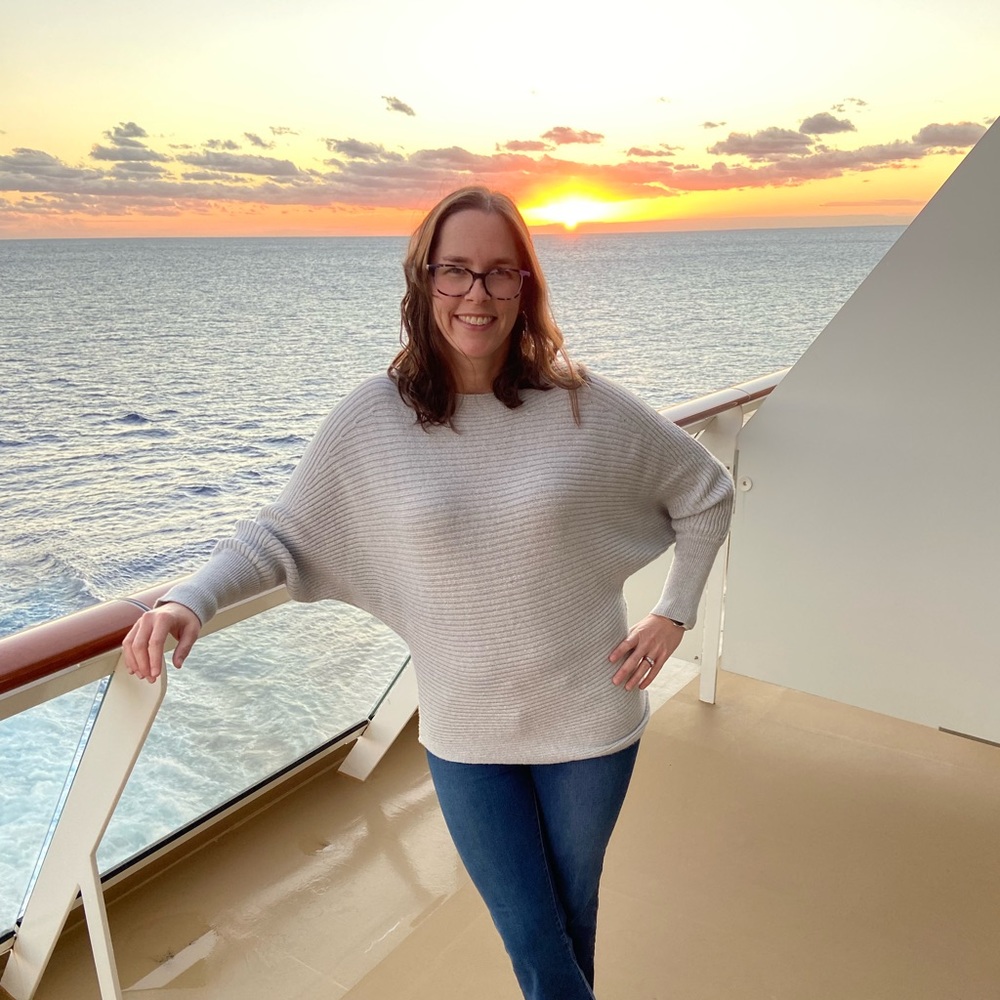 Meet your Posher, Liz